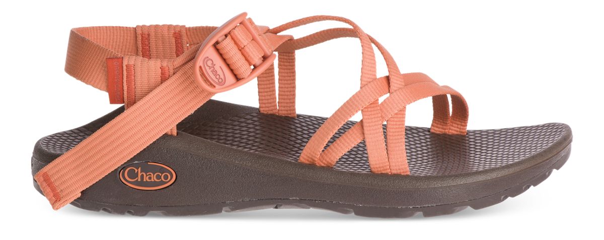 rose gold chacos