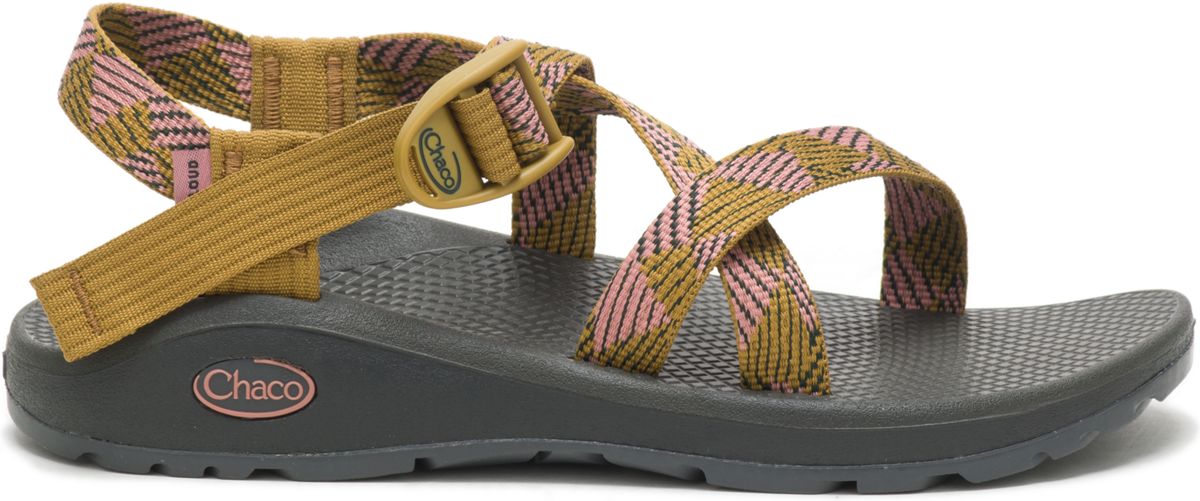 Chacos 7 wide on sale