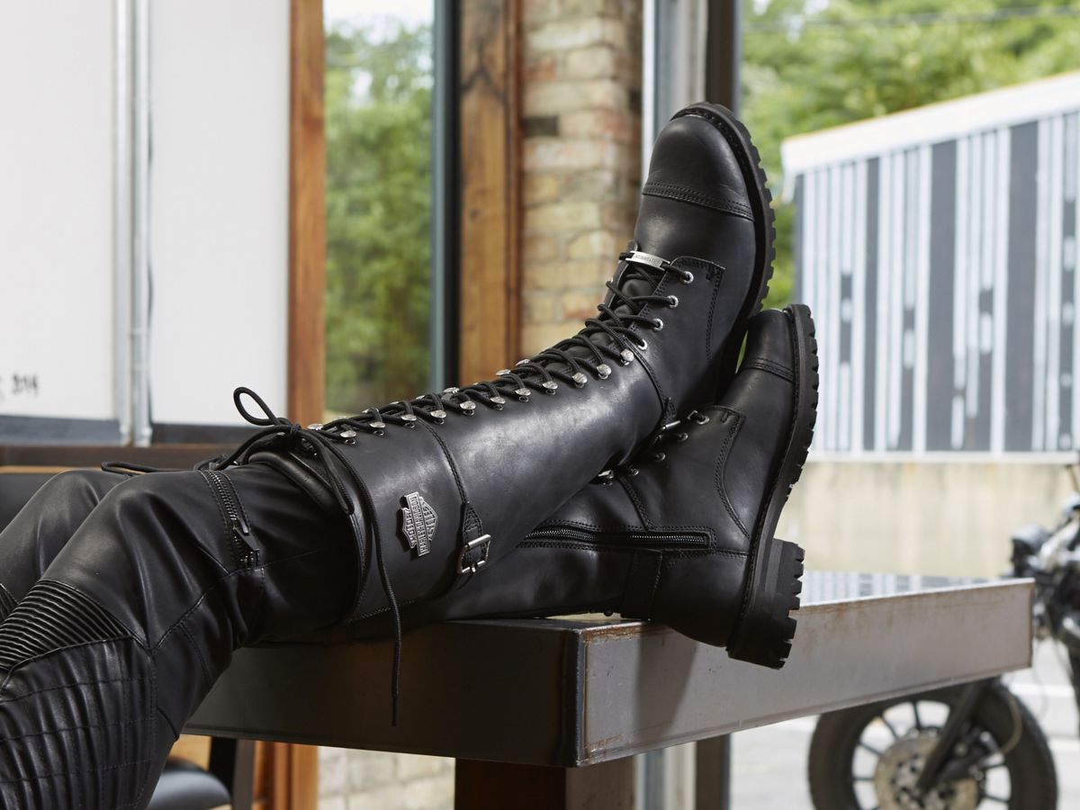 Beechwood, Black, dynamic 2