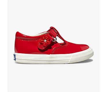Daphne Patent Sneaker, Red, dynamic