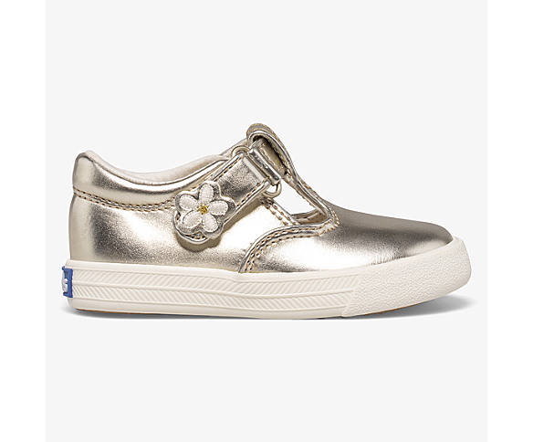 Daphne Sneaker, Champagne Metallic, dynamic