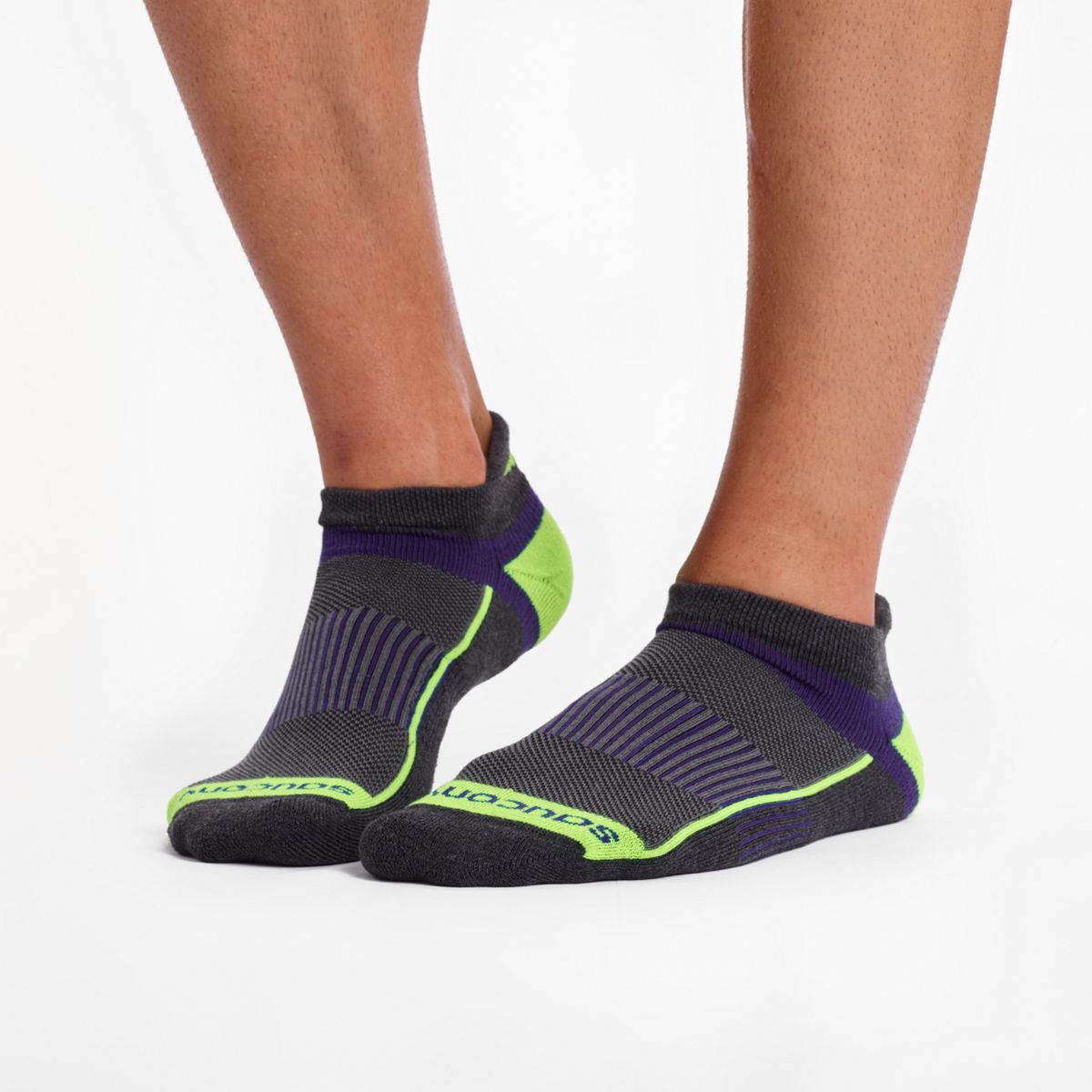 Saucony running shop socks