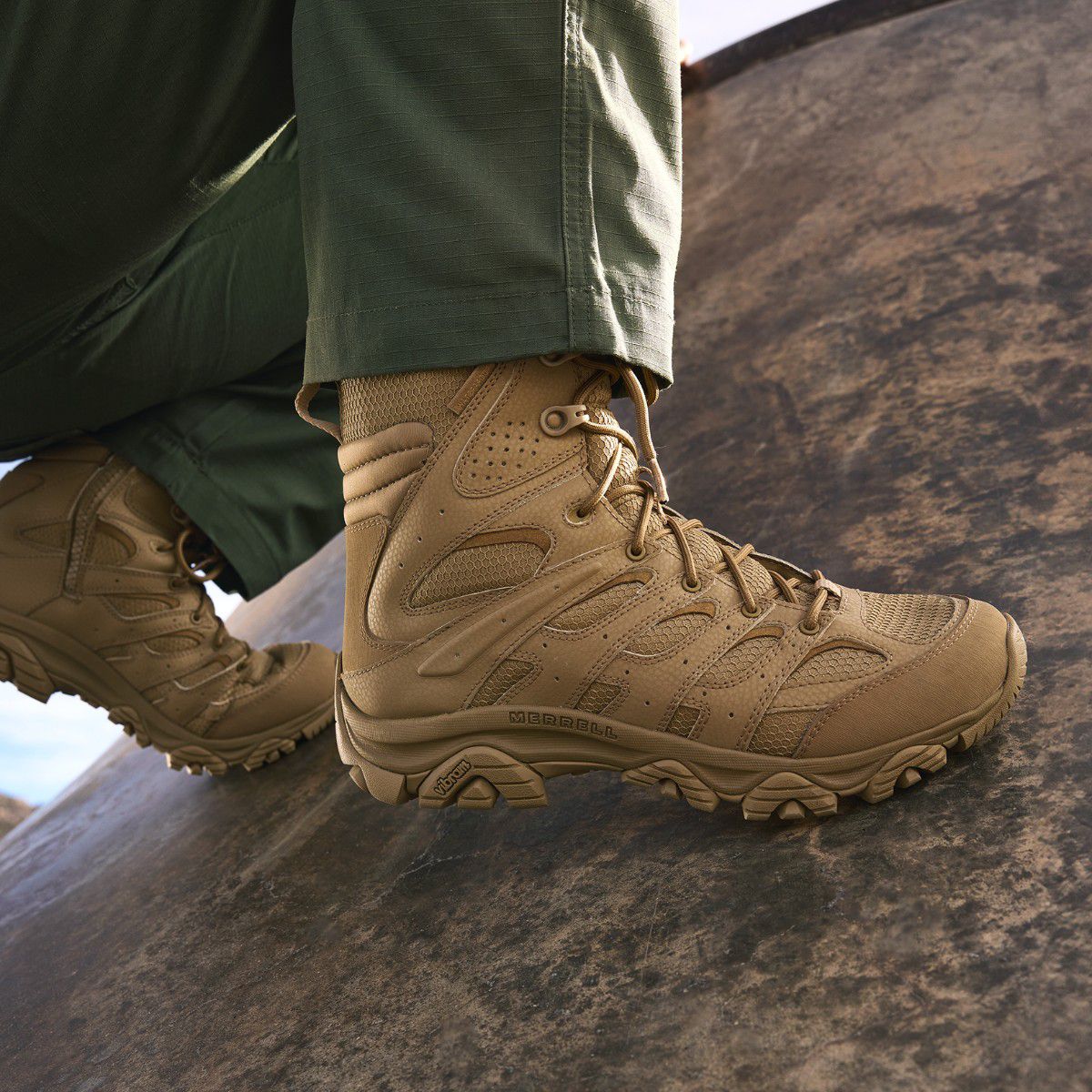 Moab 3 8" Tactical Zip Waterproof Wide Width, Dark Coyote, dynamic 8