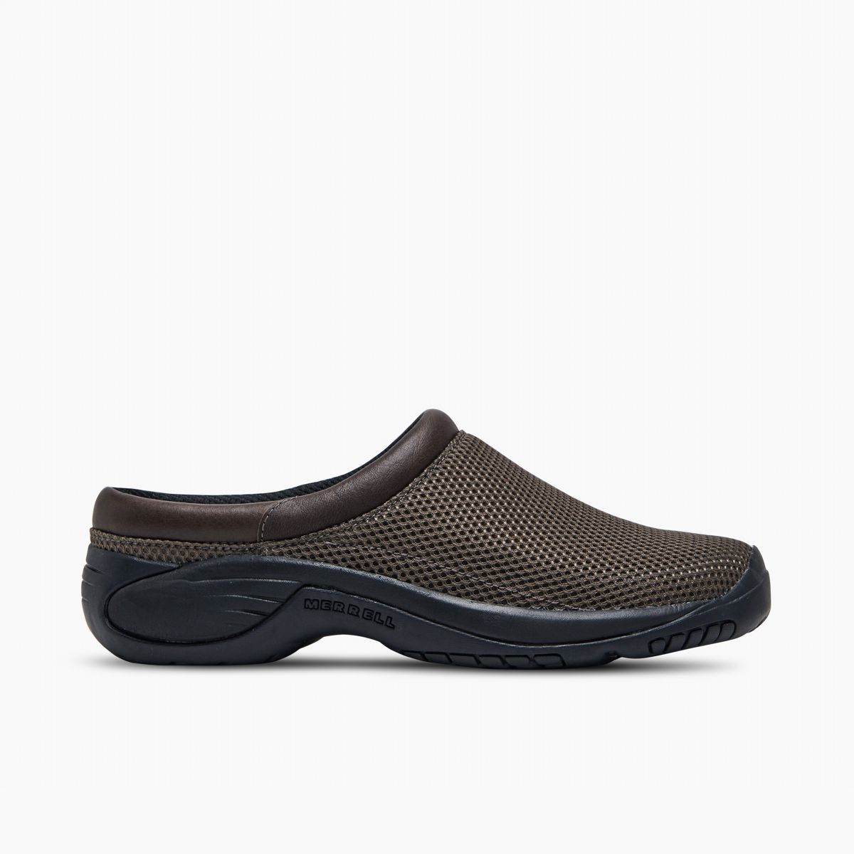 Merrell wide sales width shoes