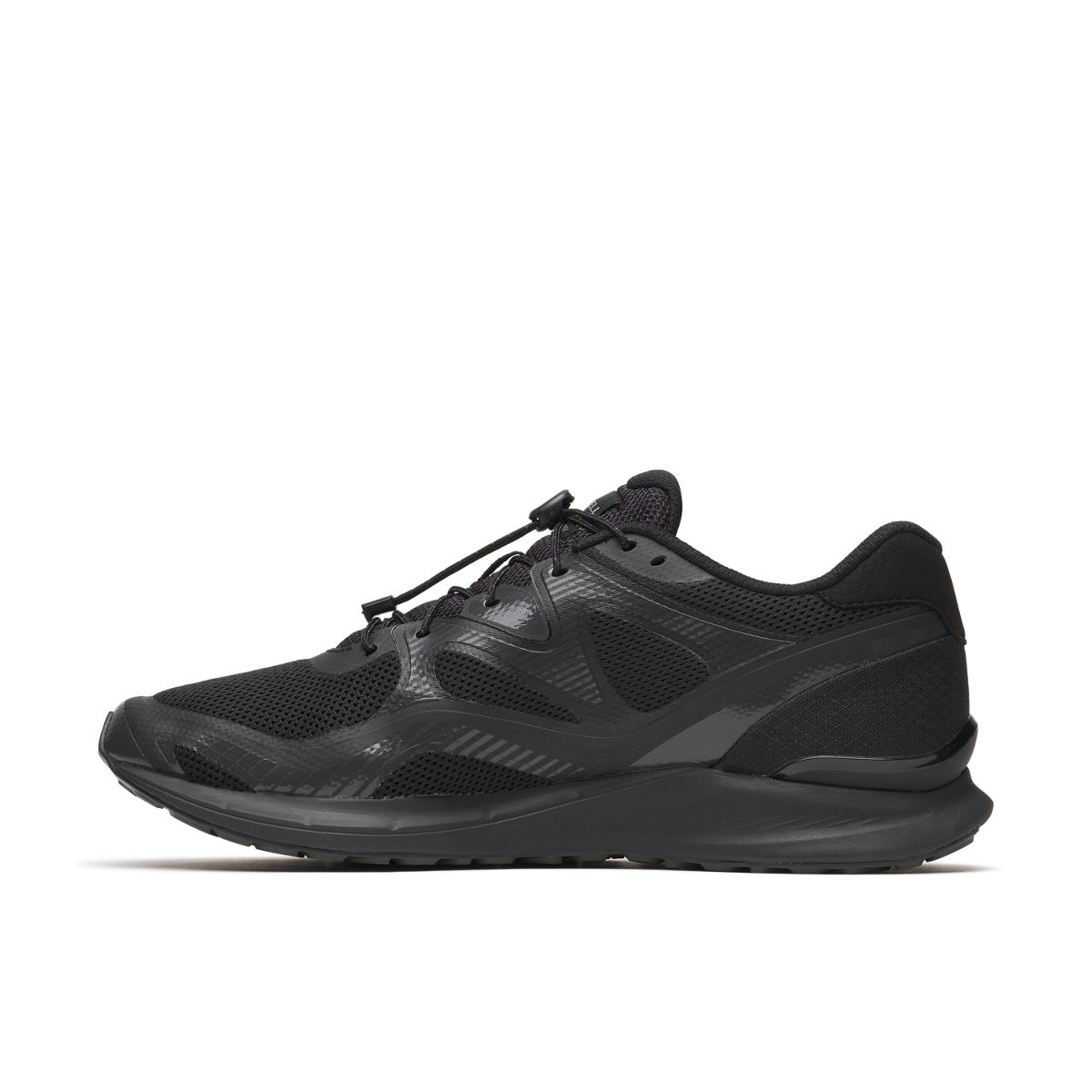 Skyquest Trek, Triple Black, dynamic 5