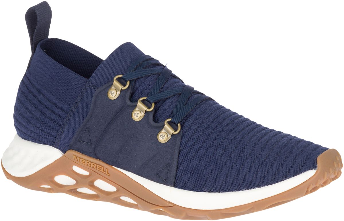 brooks shoes near me womens