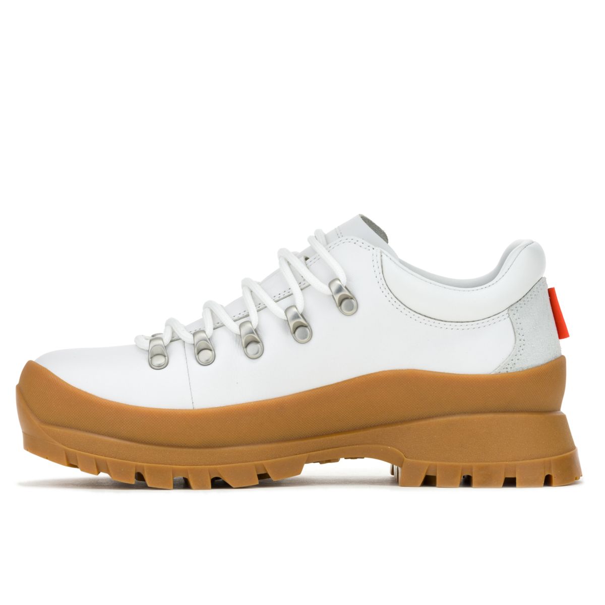 Bristol Low, White, dynamic 5