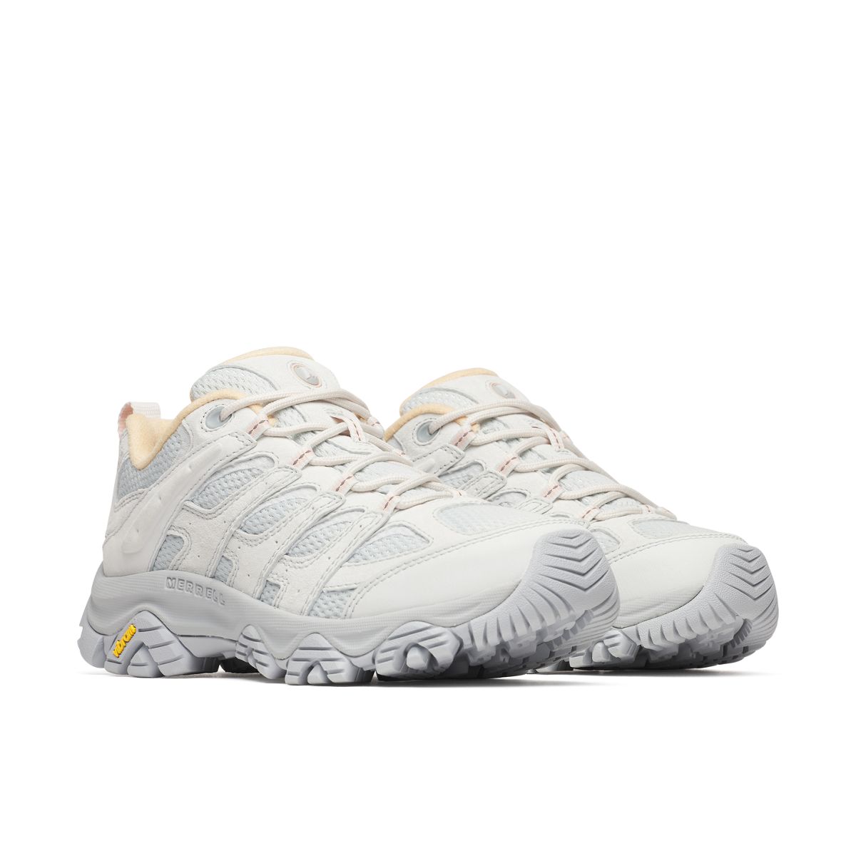 Moab 3, Vapor Grey, dynamic 2