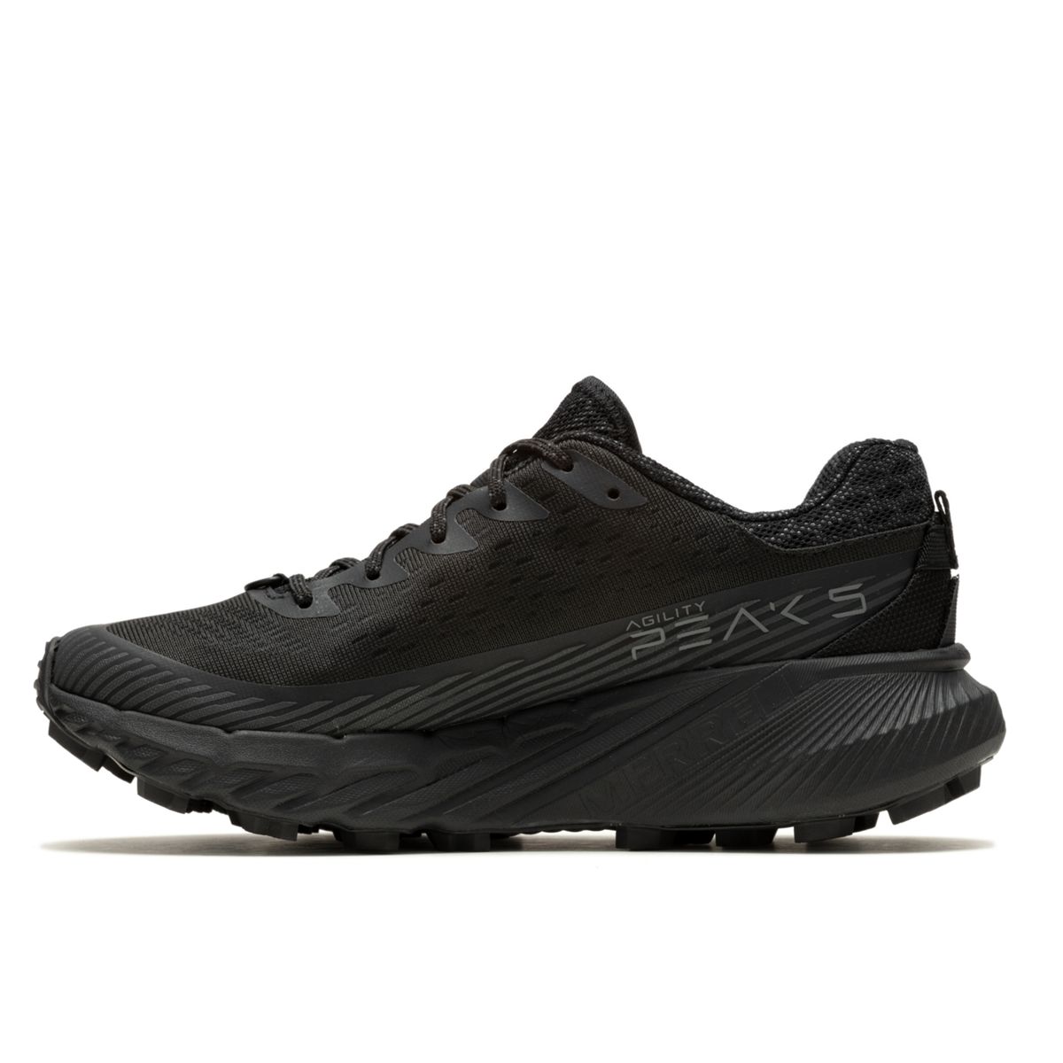 Agility Peak 5, Black/Black, dynamic 3