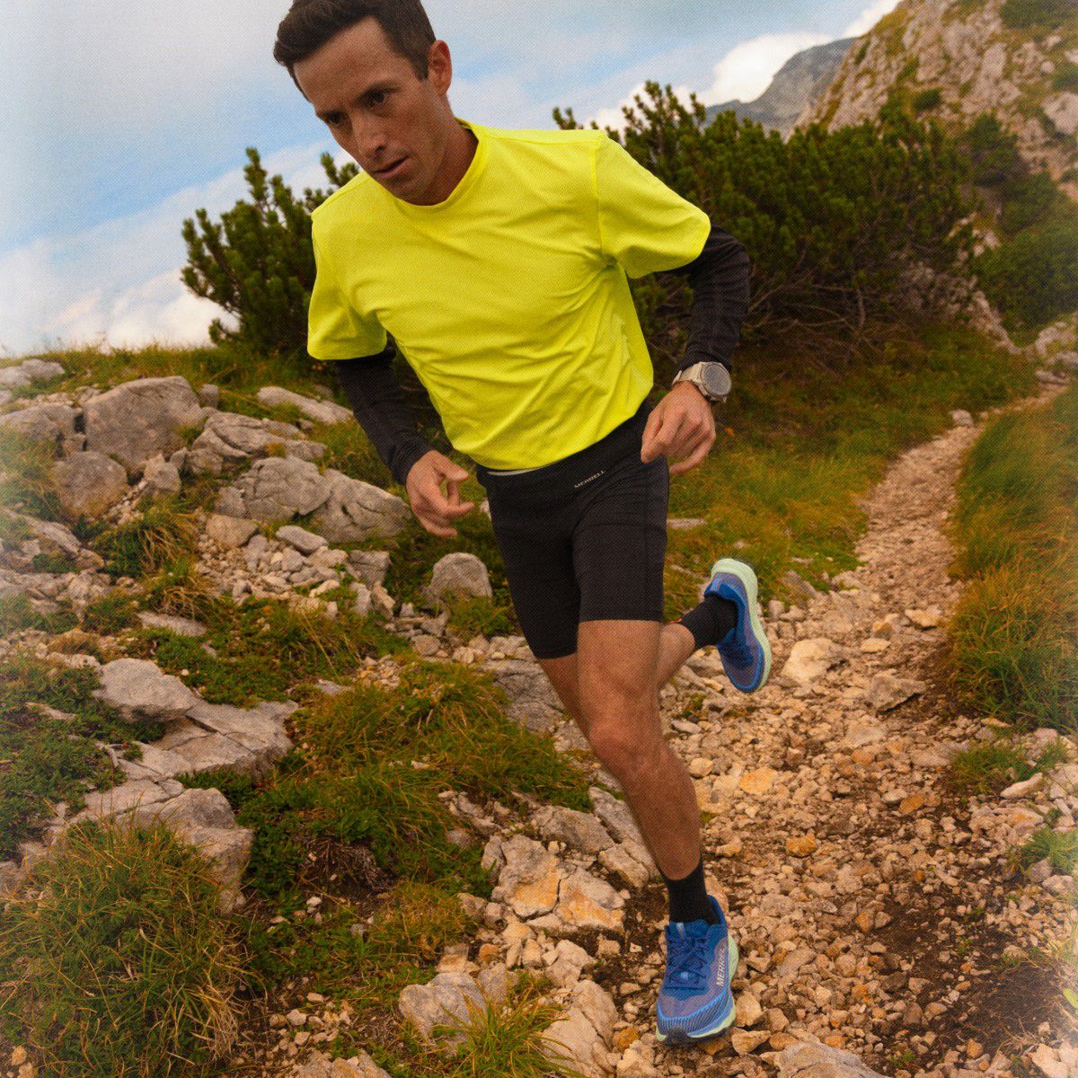 Agility Peak 6, Dark Blue, dynamic 7