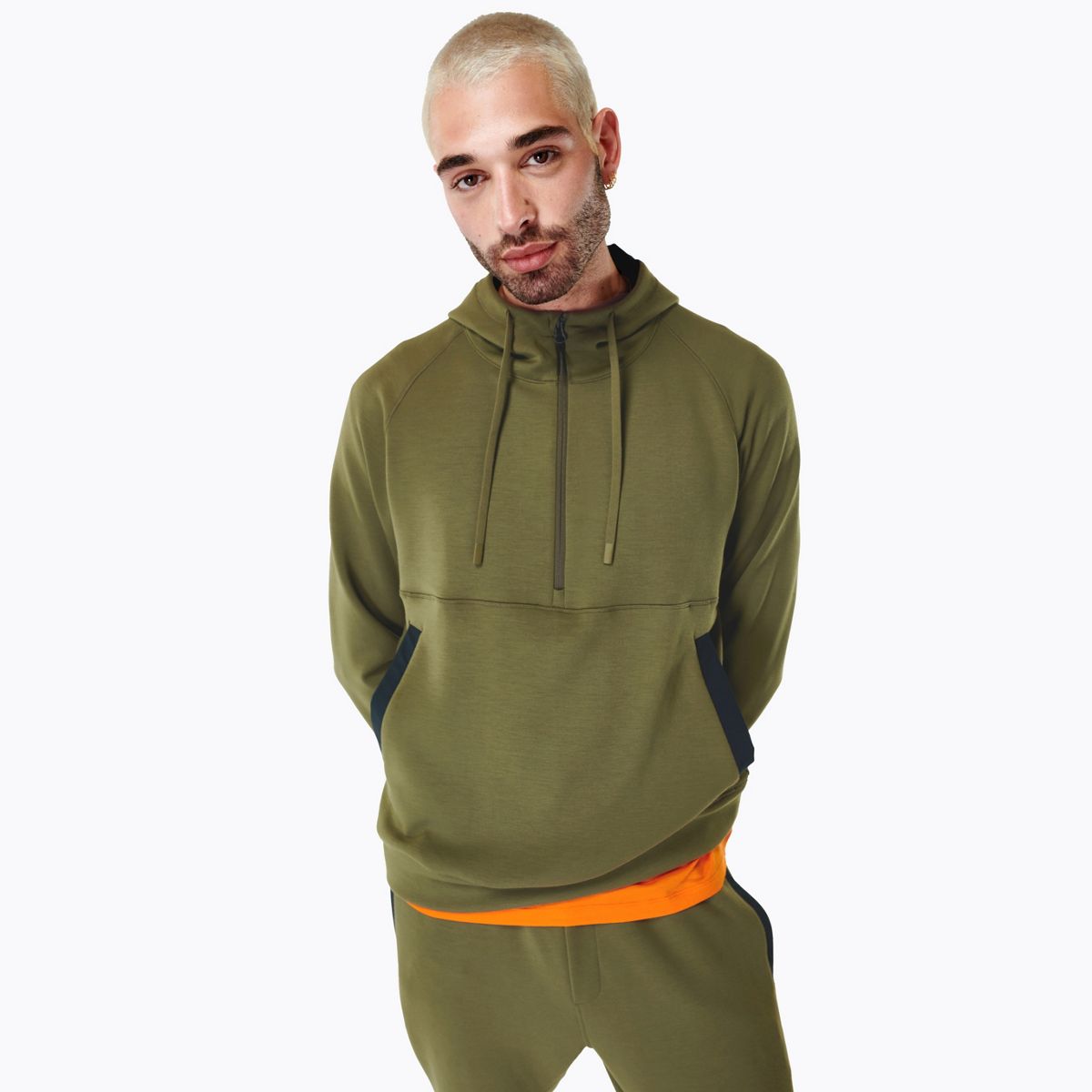 Momentum Hoody, Dusty Olive, dynamic