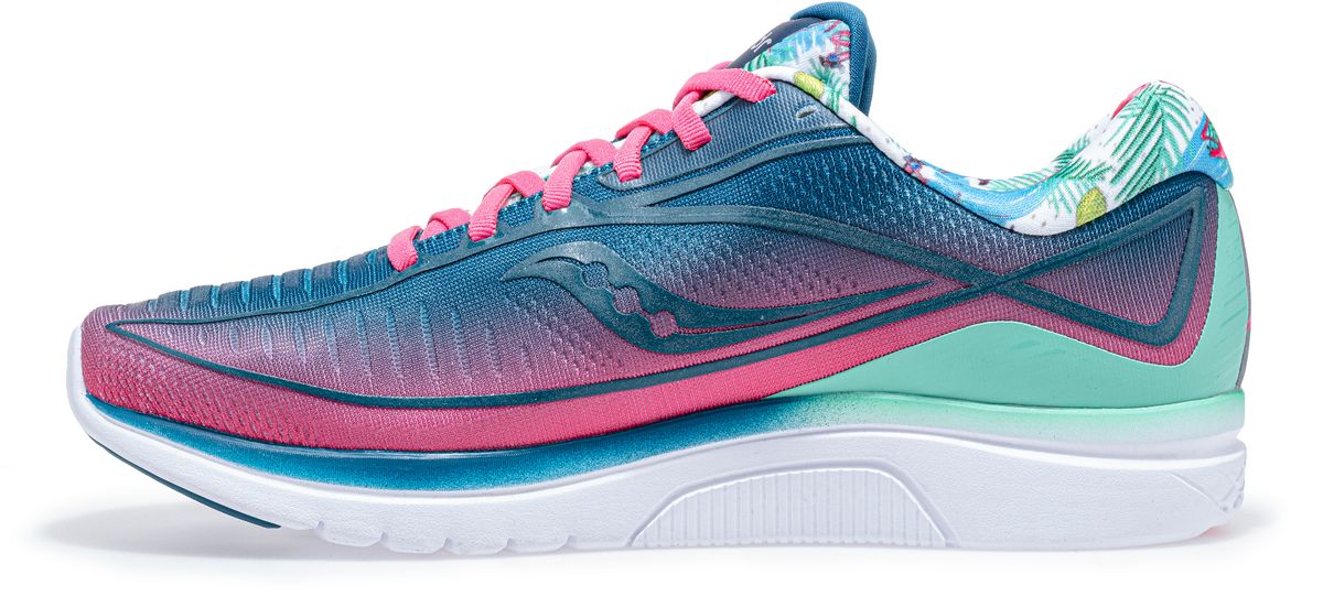 women's saucony x goodr kinvara 10