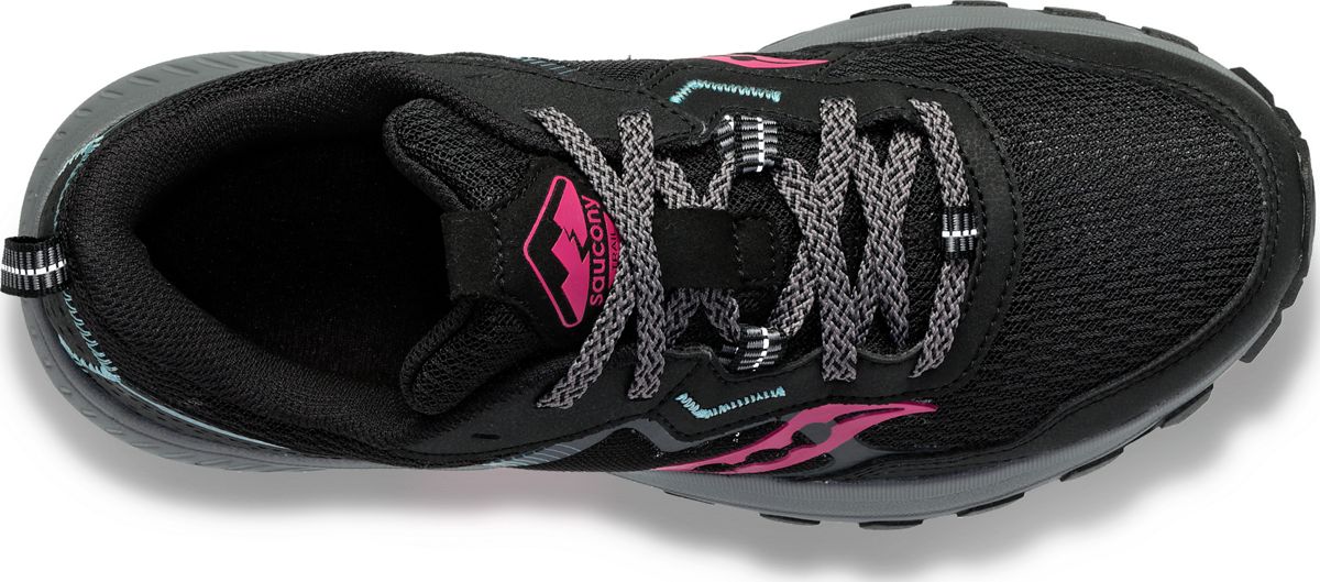 Excursion TR16, Black | Fuchsia, dynamic 3