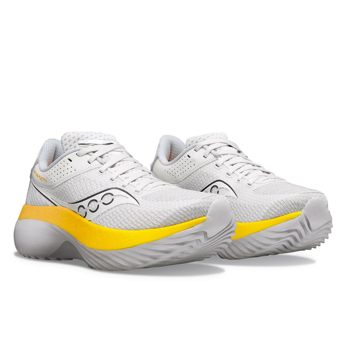 Kinvara Pro, Fog | ViZiGold, dynamic 2