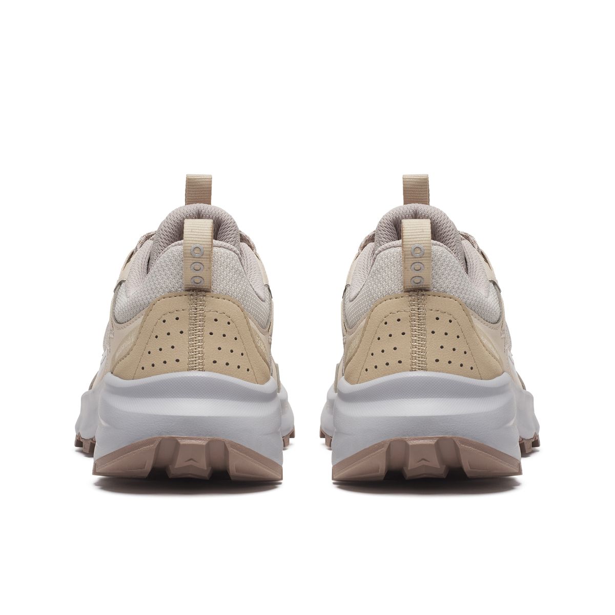Excursion TR17, Oat | Peony, dynamic 4
