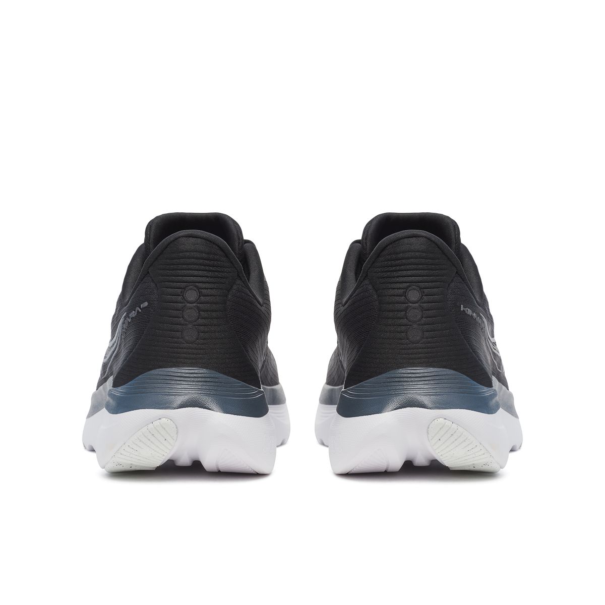 Kinvara 16, Black | White, dynamic 4