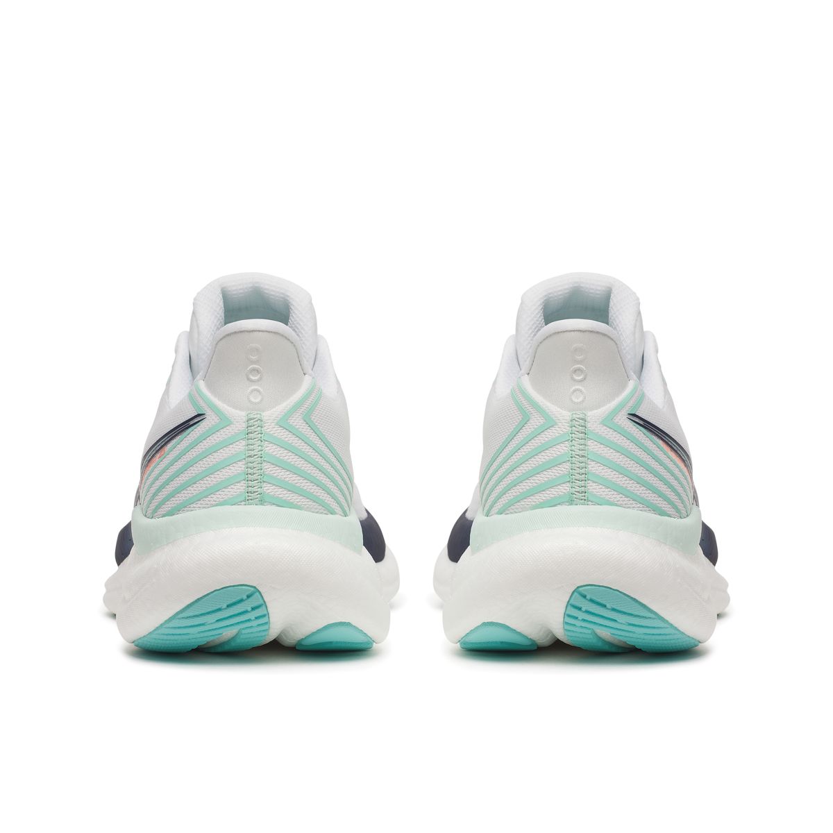 Triumph 23, White | Navy, dynamic 4