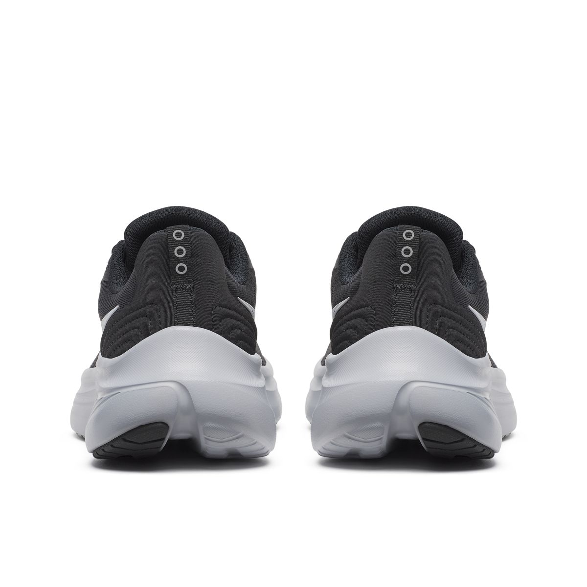 Lancer Run, Black | White, dynamic 4