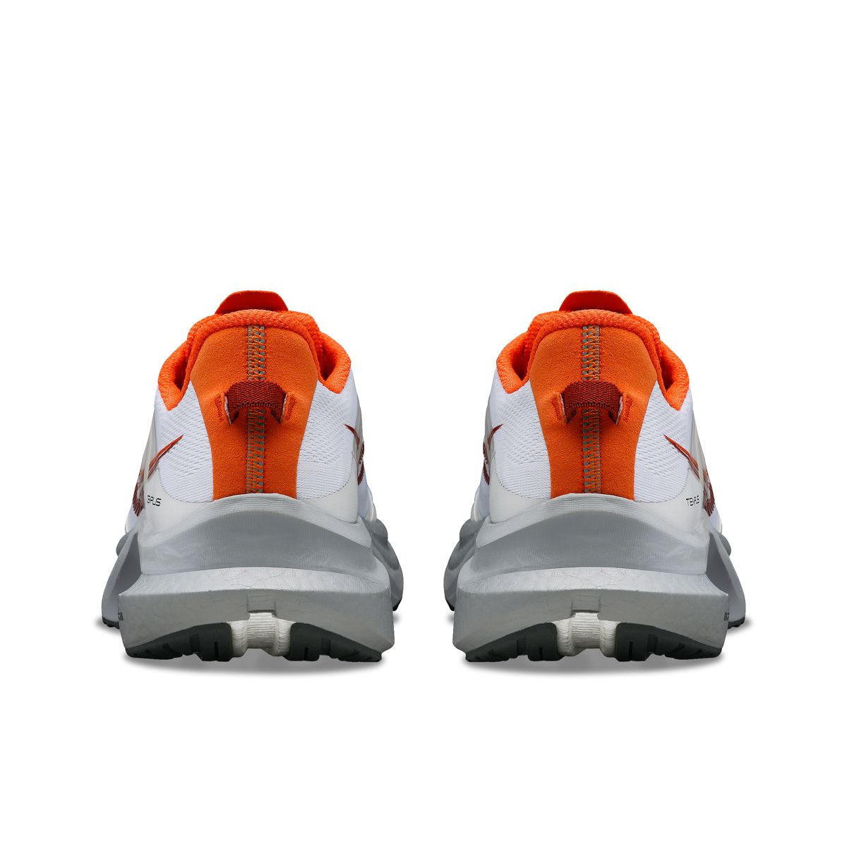 Tempus, White | Pepper, dynamic 4