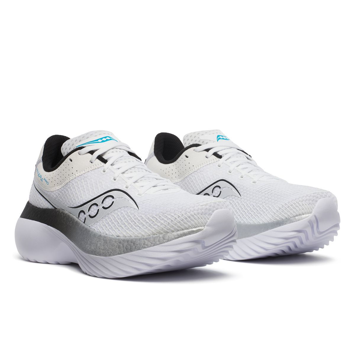 Kinvara Pro, White | Black, dynamic 2