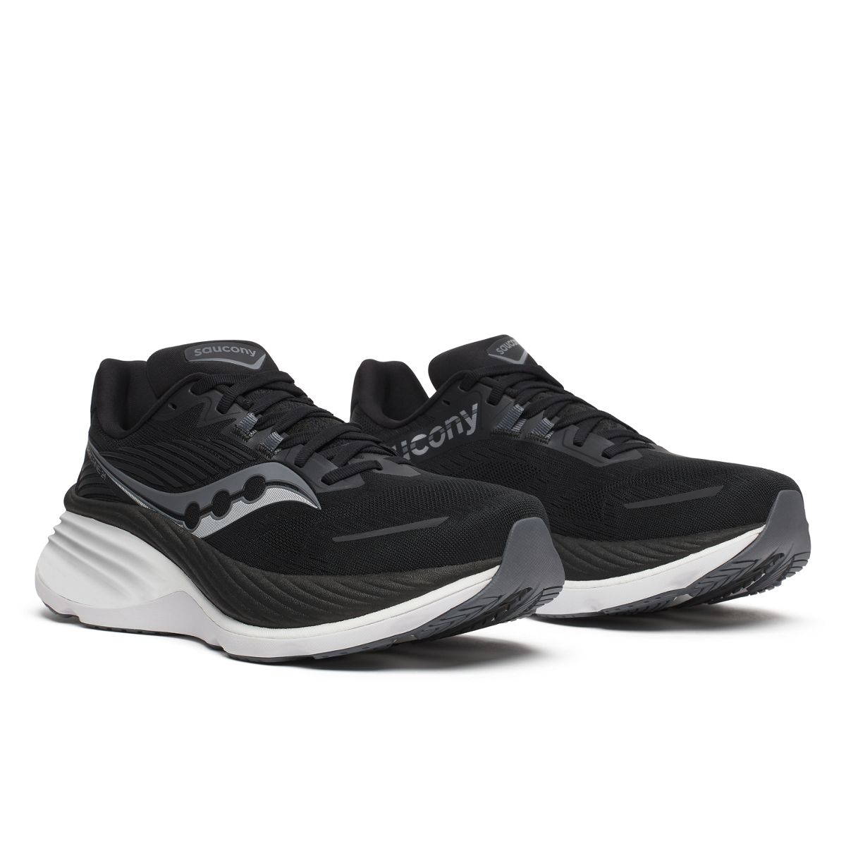 Hurricane 24, Black | Carbon, dynamic 2