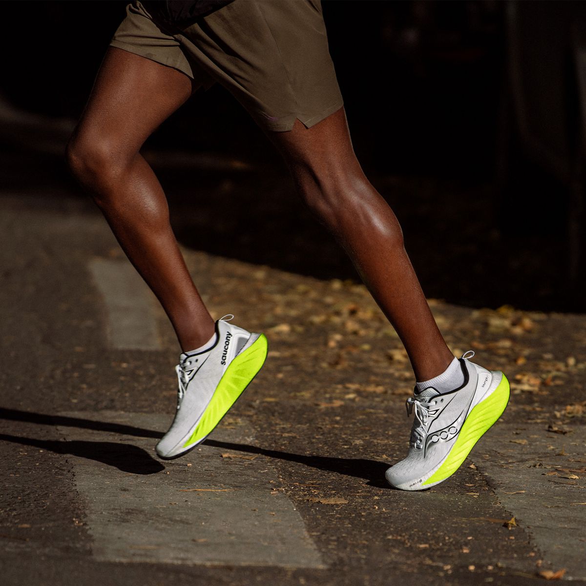Triumph 22, White | Citron, dynamic 7