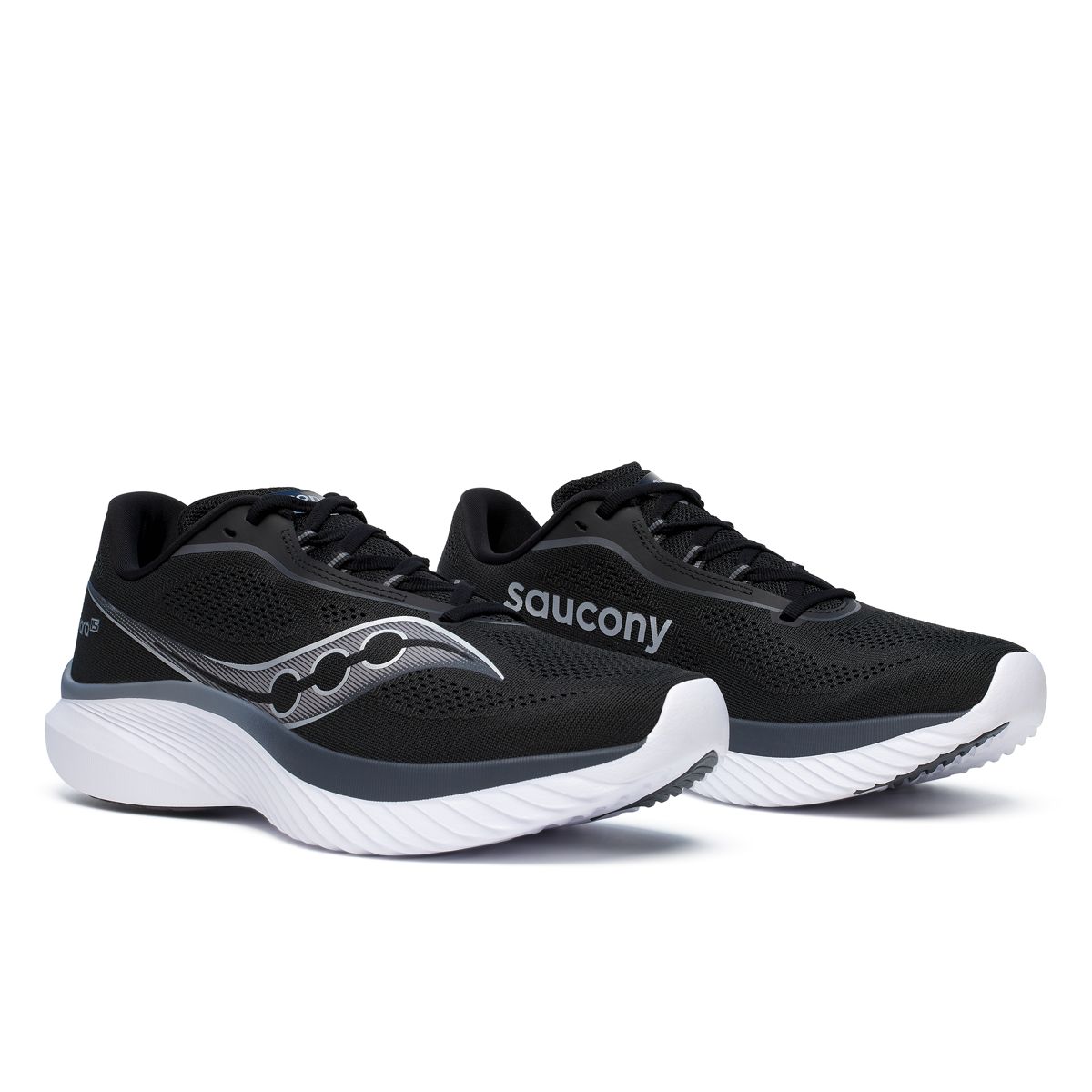 Kinvara 15, Black | White, dynamic 2