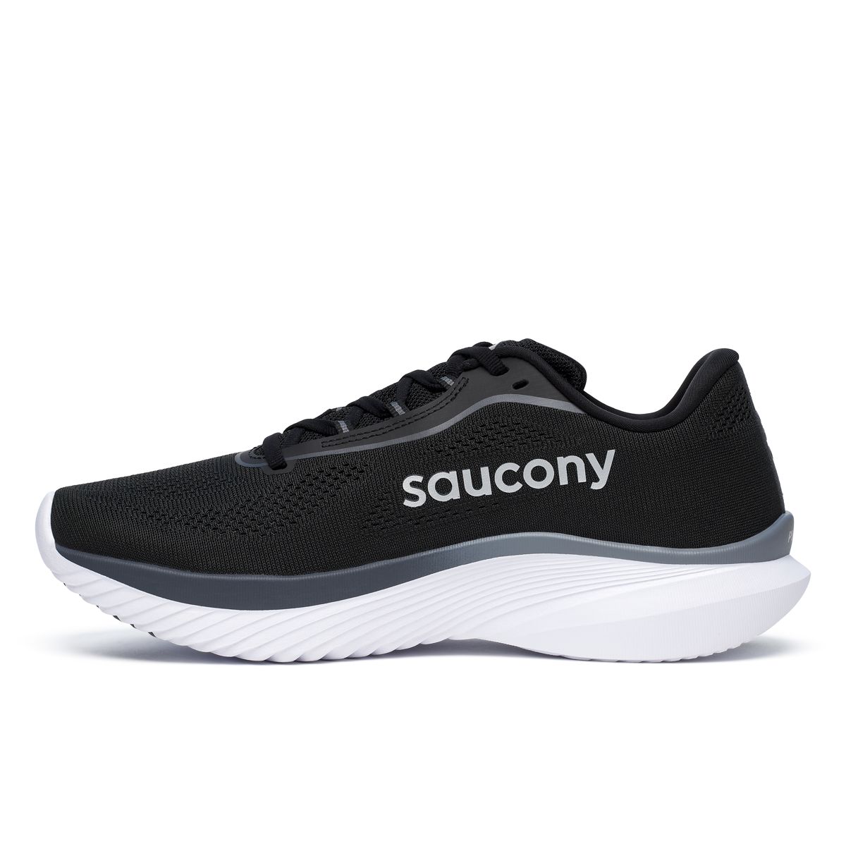 Kinvara 15, Black | White, dynamic 3