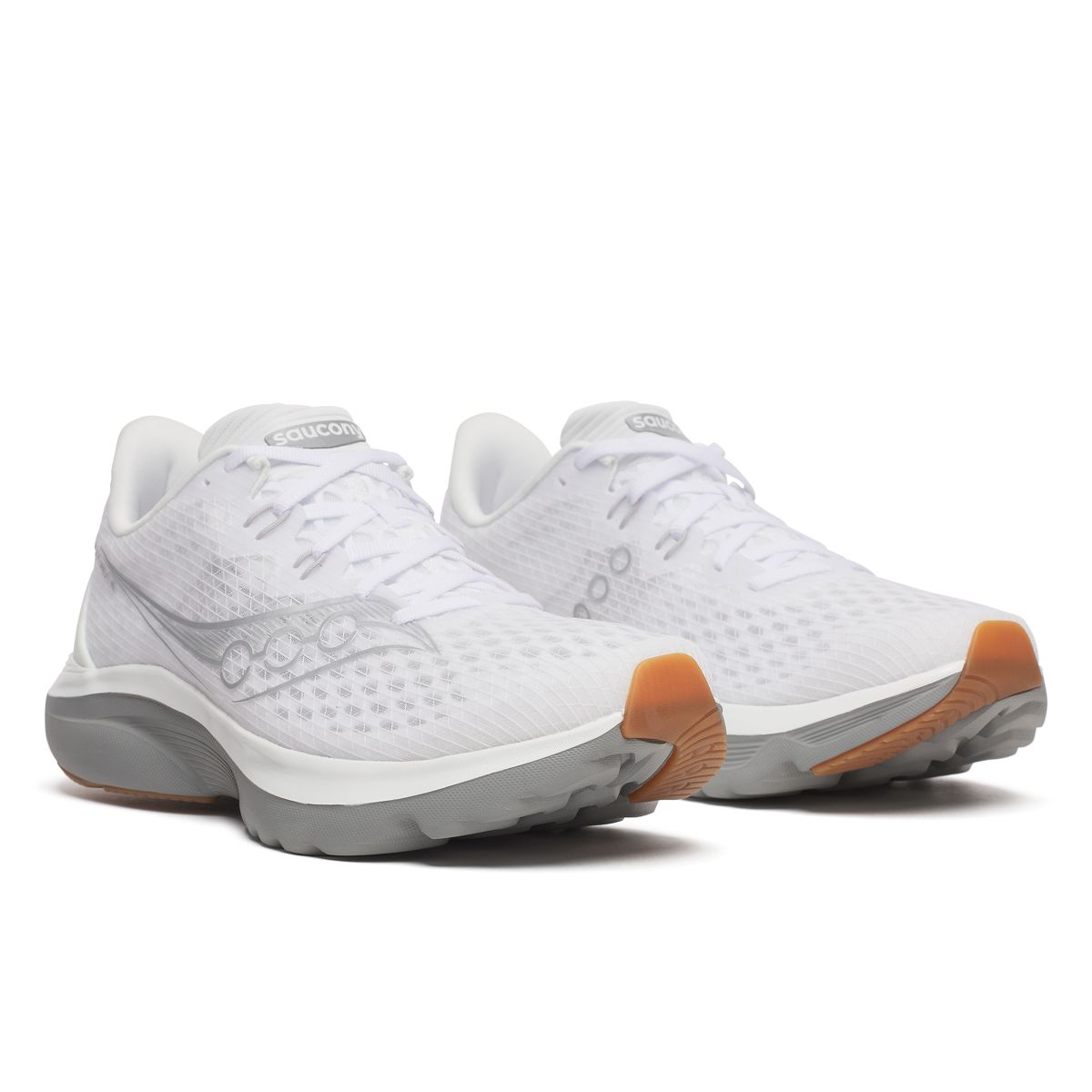 Kinvara 16, White | Gum, dynamic 2