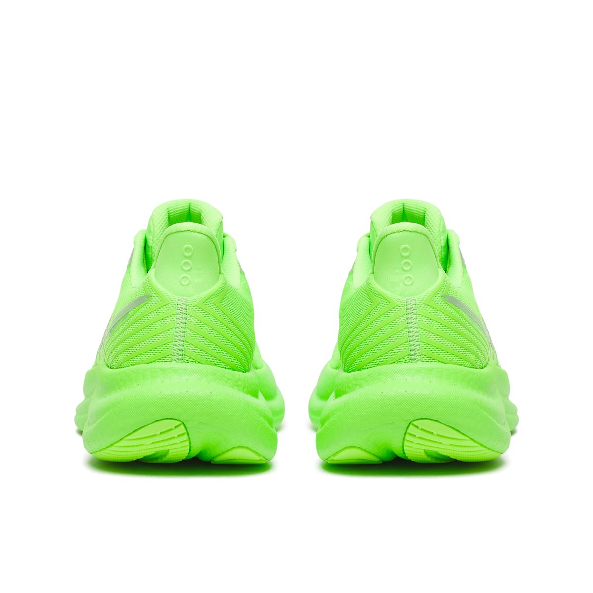 Triumph 23, Slime | Silver, dynamic 4