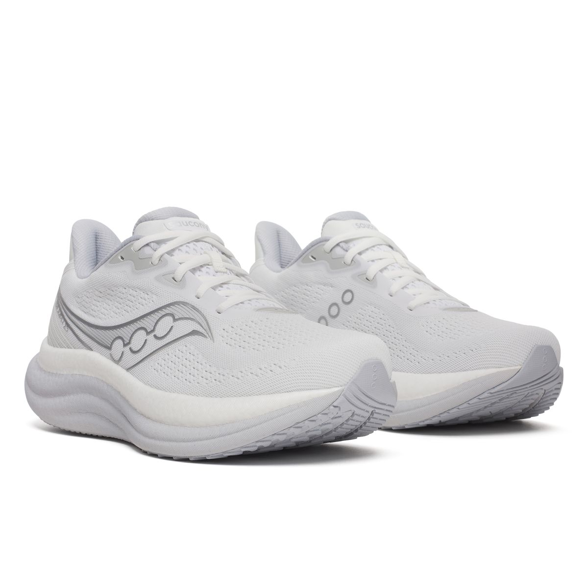 Triumph 23, White | Cloud, dynamic 2