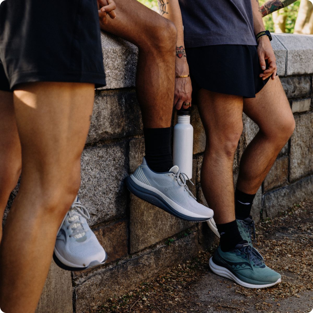Triumph 23, Grey | Shadow, dynamic 8