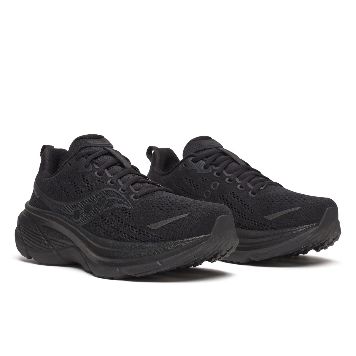 Hurricane 25, Triple Black, dynamic 2