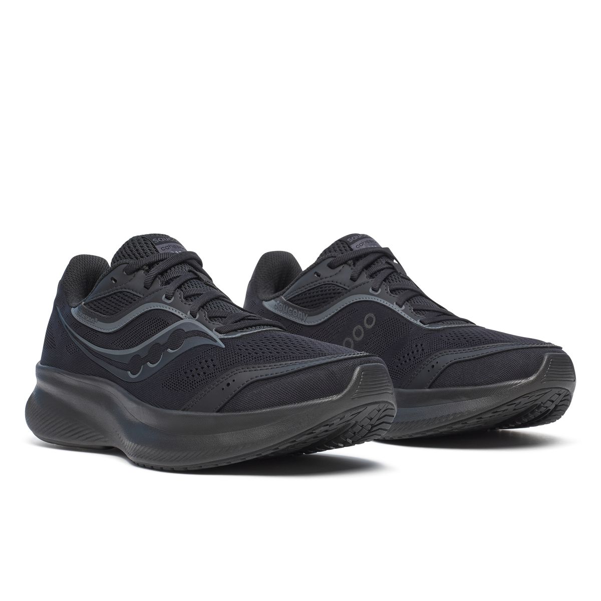 Cohesion 18 Wide, Triple Black, dynamic 2