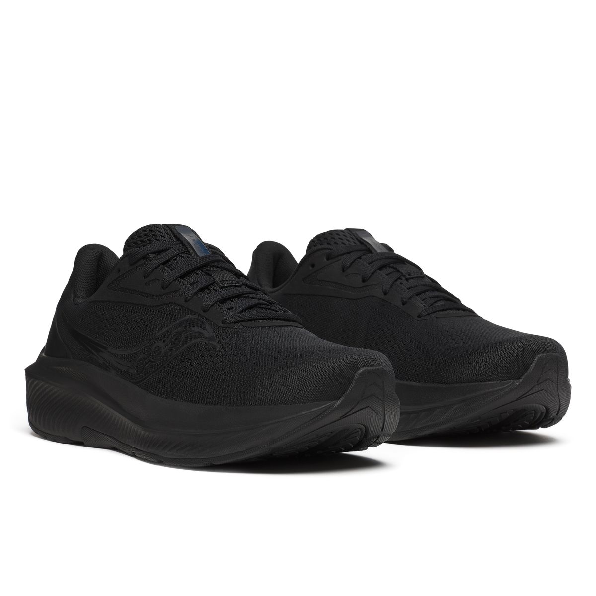 Echelon 10, Triple Black, dynamic 2