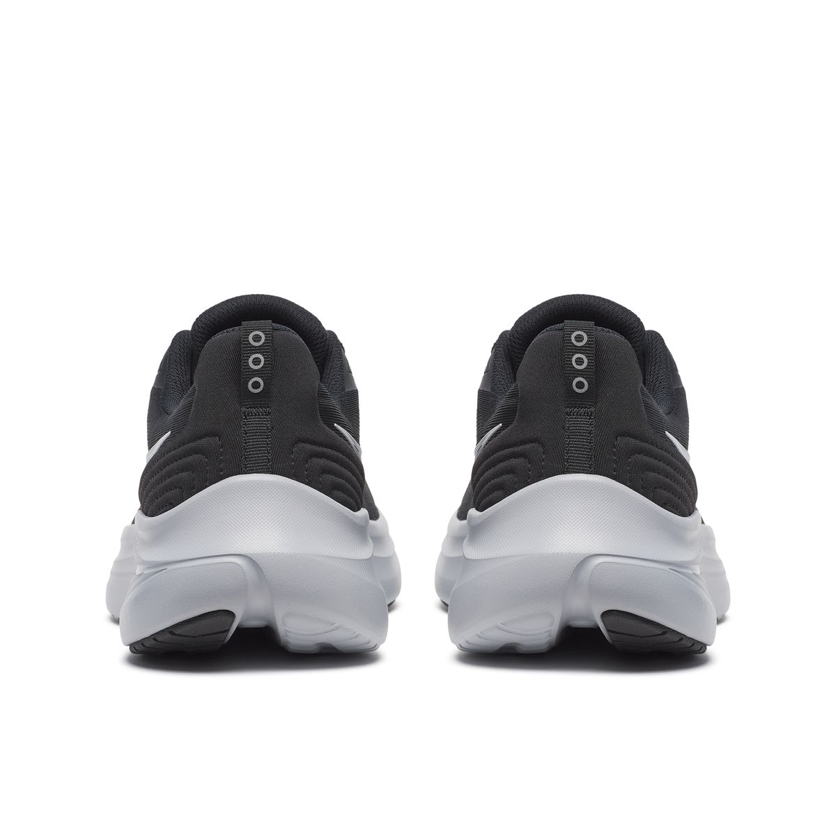 Lancer Run, Black | White, dynamic 4