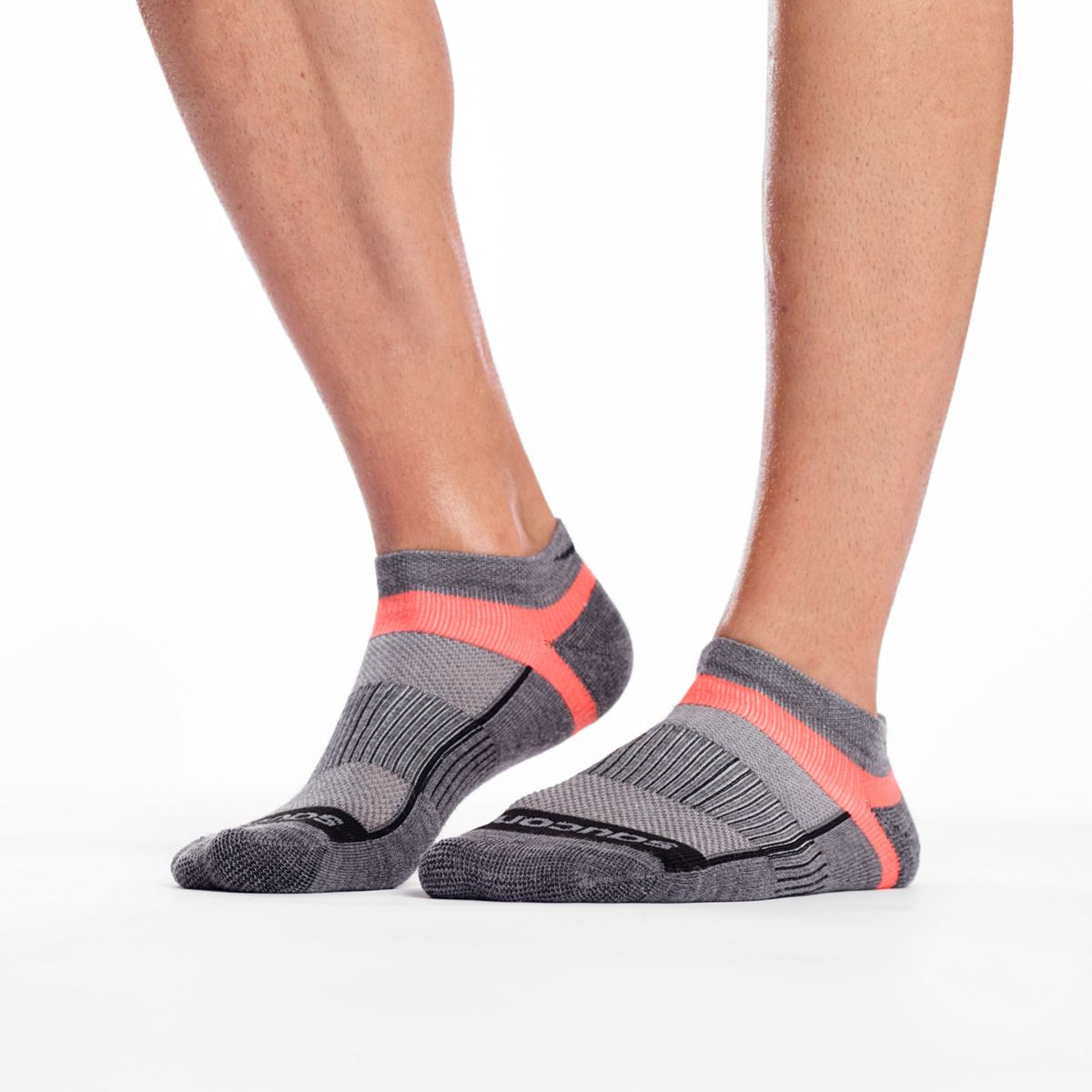 saucony socks