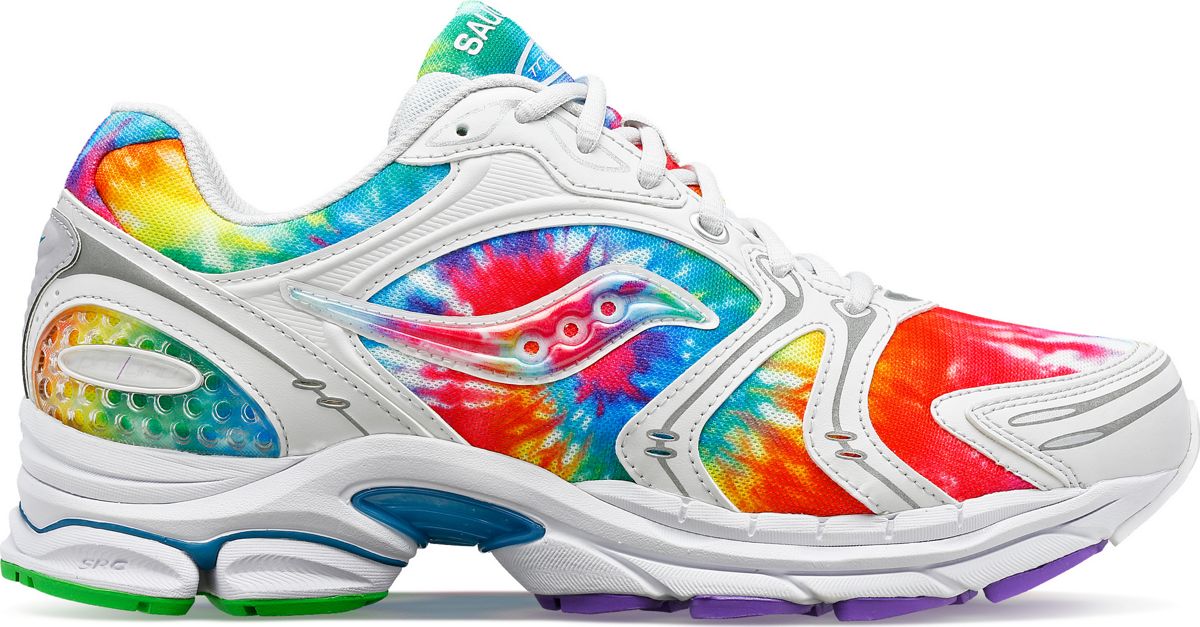 Saucony kinvara 2025 tie dye