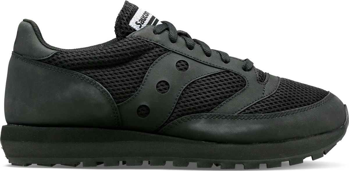 all black saucony running shoes