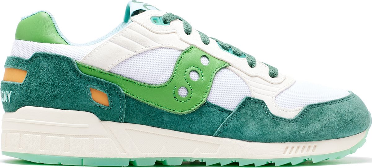 Brooks hotsell shoes shamrock