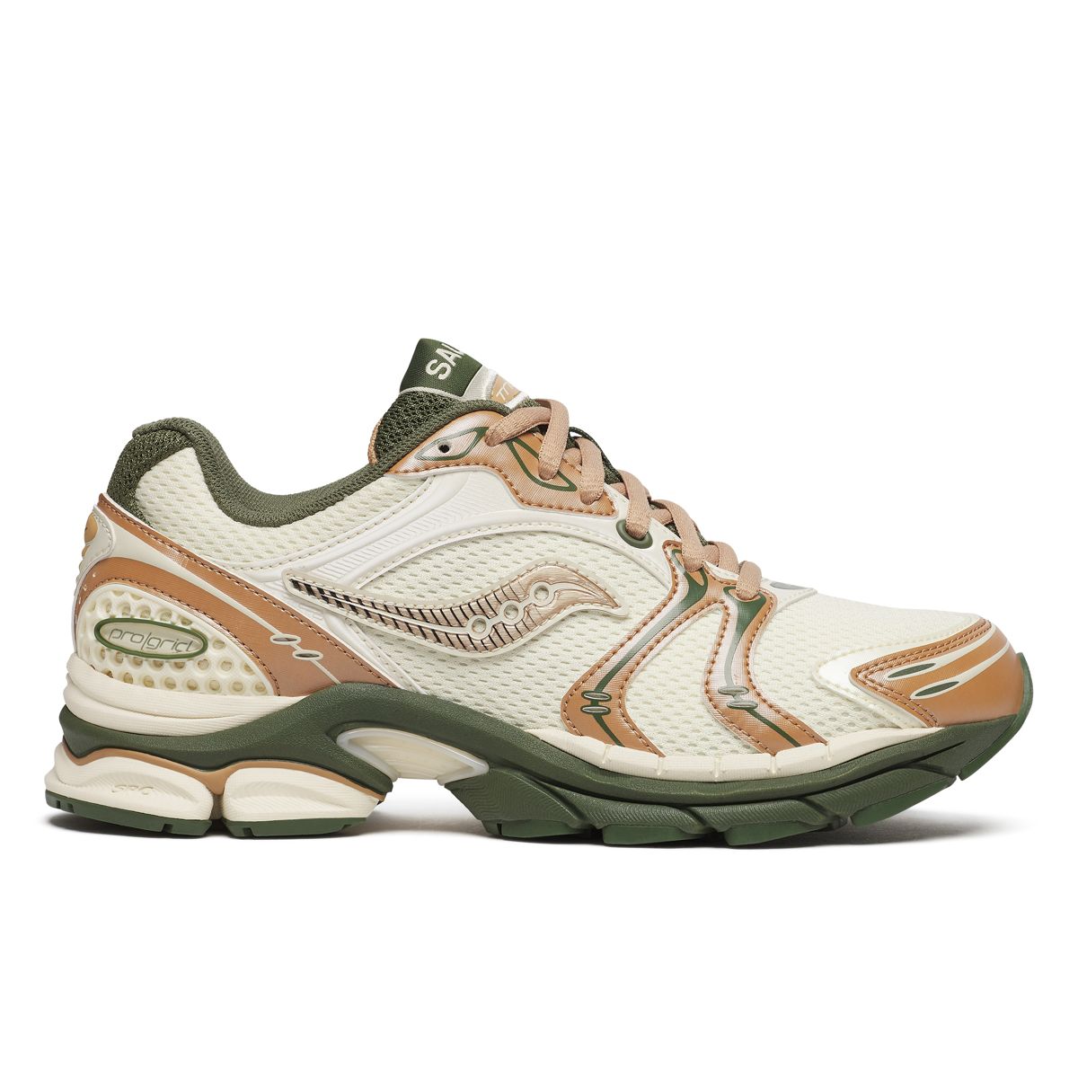 Saucony & Friends ProGrid Triumph 4, Cream | Doe, dynamic