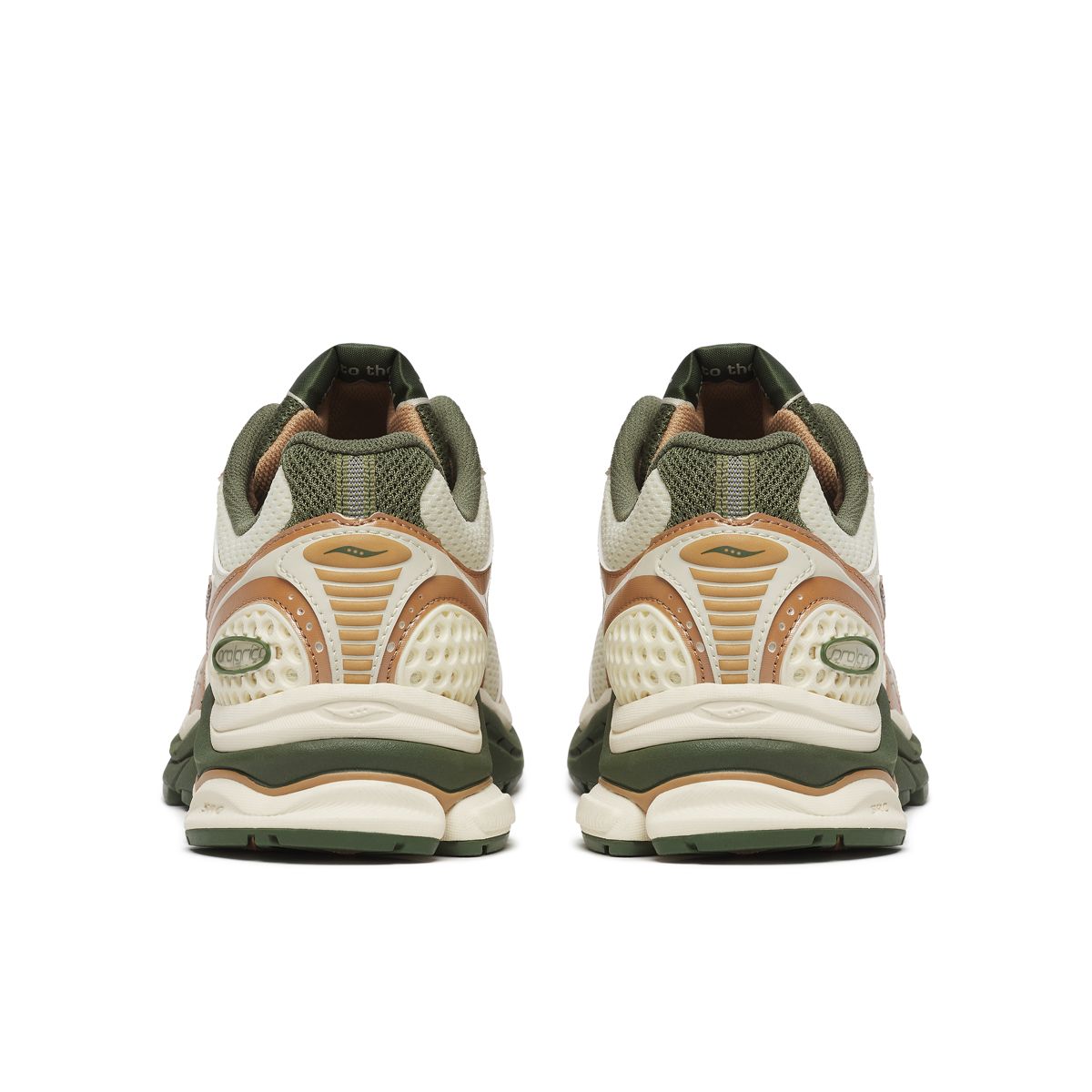 Saucony & Friends ProGrid Triumph 4, Cream | Doe, dynamic 4