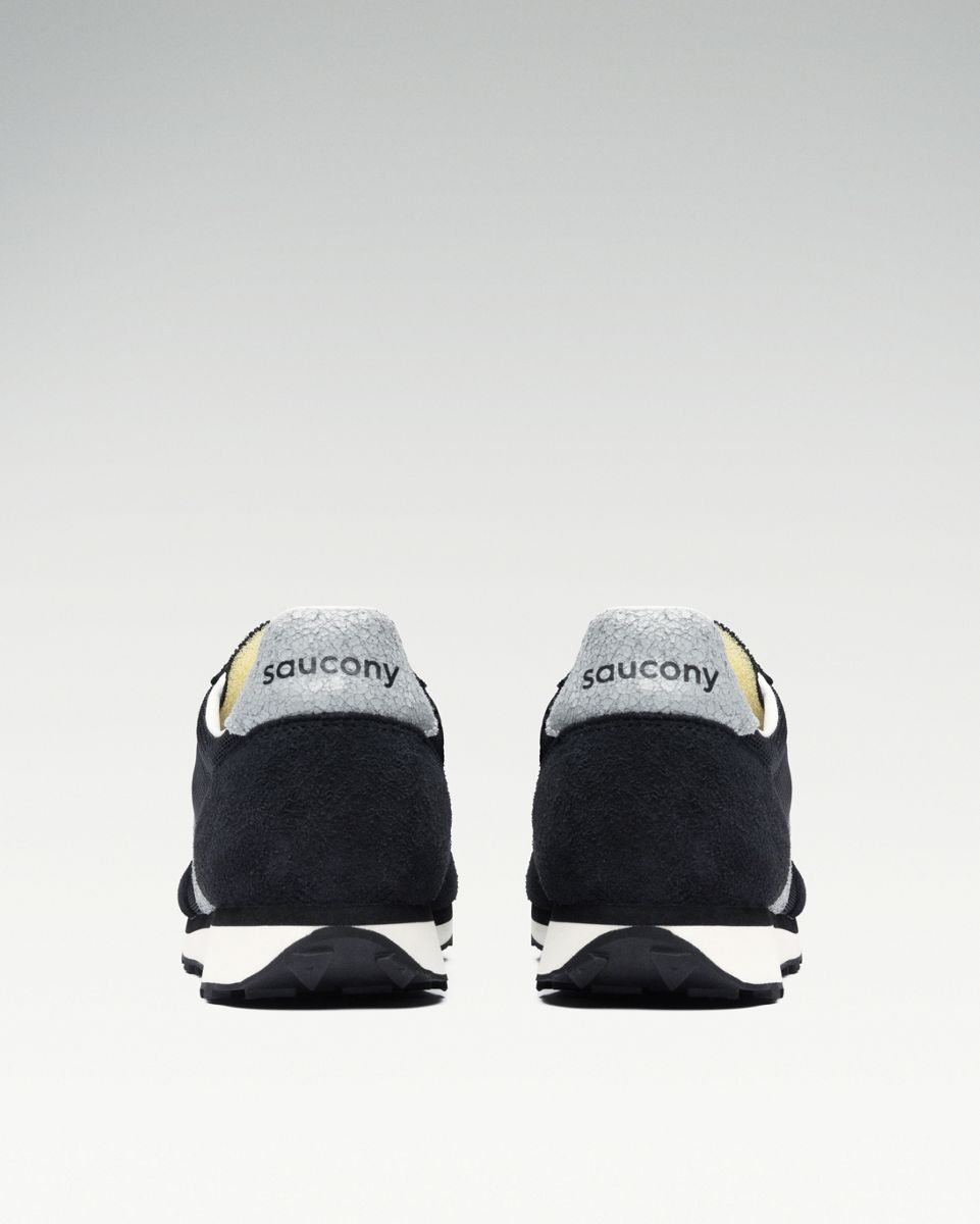 Gripper S, Black, dynamic 4