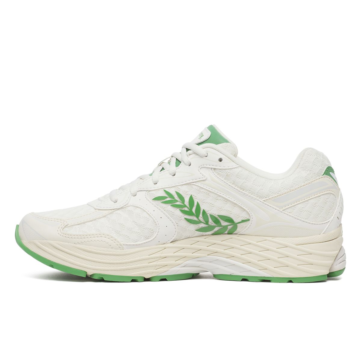 END X Saucony ProGrid Omni 9, White | Green, dynamic 3