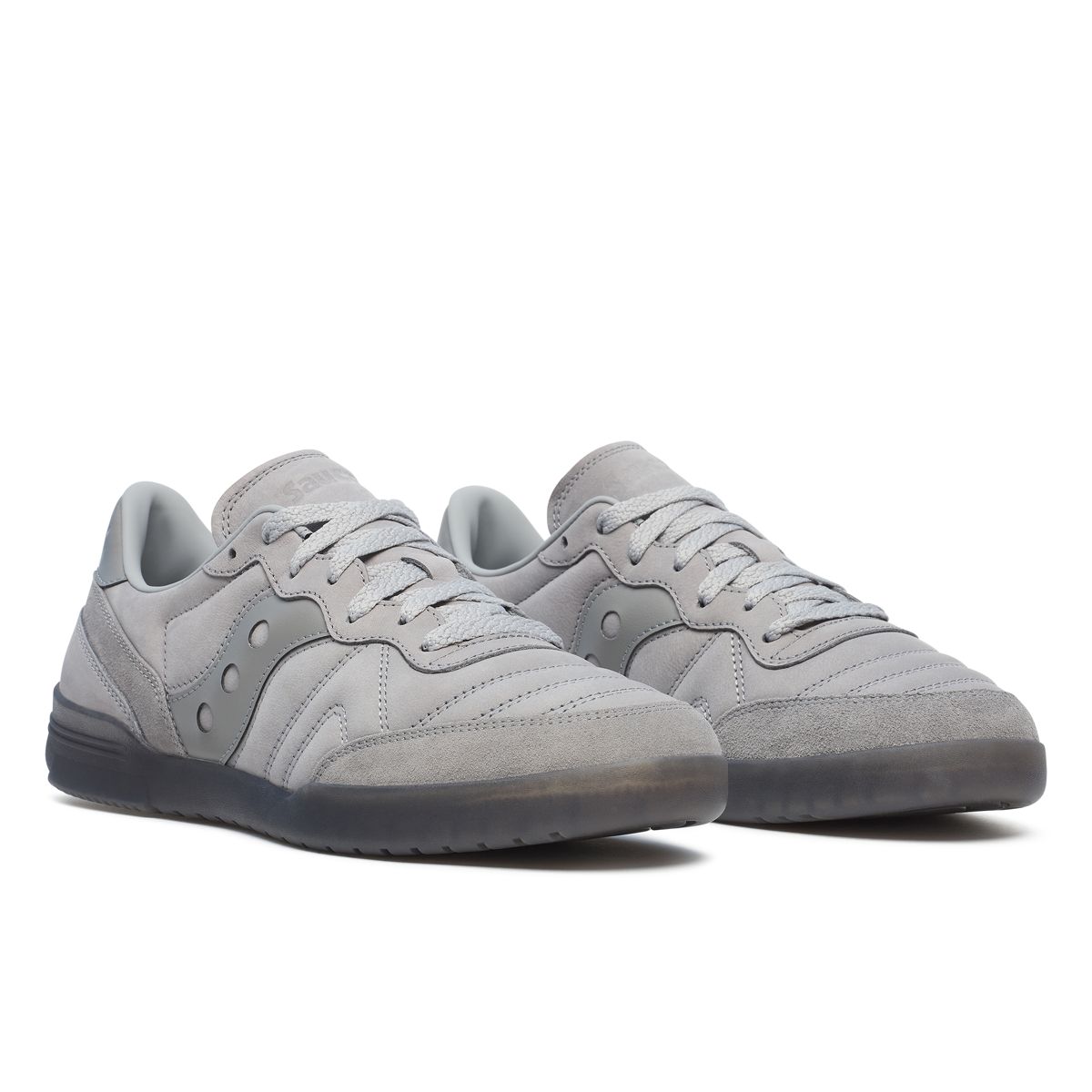 586i Nubuck