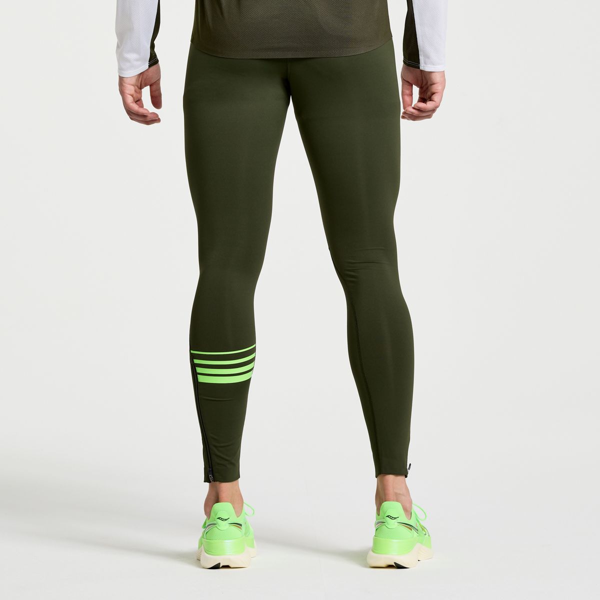 Elite Tight, Umbra, dynamic 4