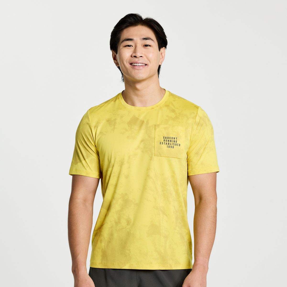 Saucony t deals shirts yellow