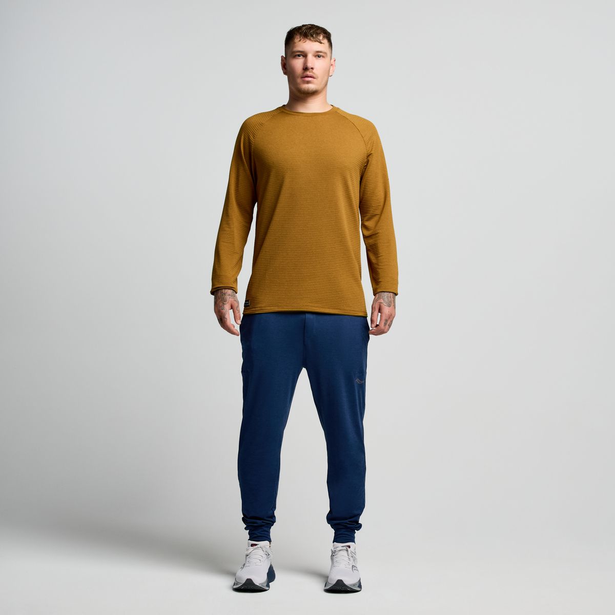 Triumph 3D Crew, Bronze Heather, dynamic 3