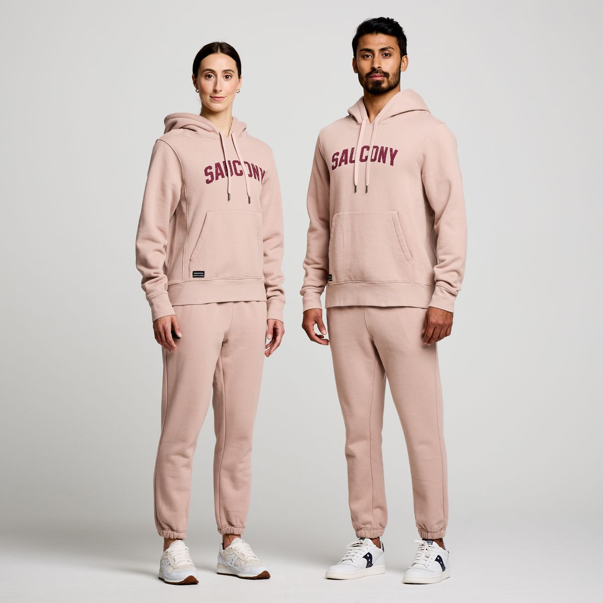 Saucony hoodie store mens pink