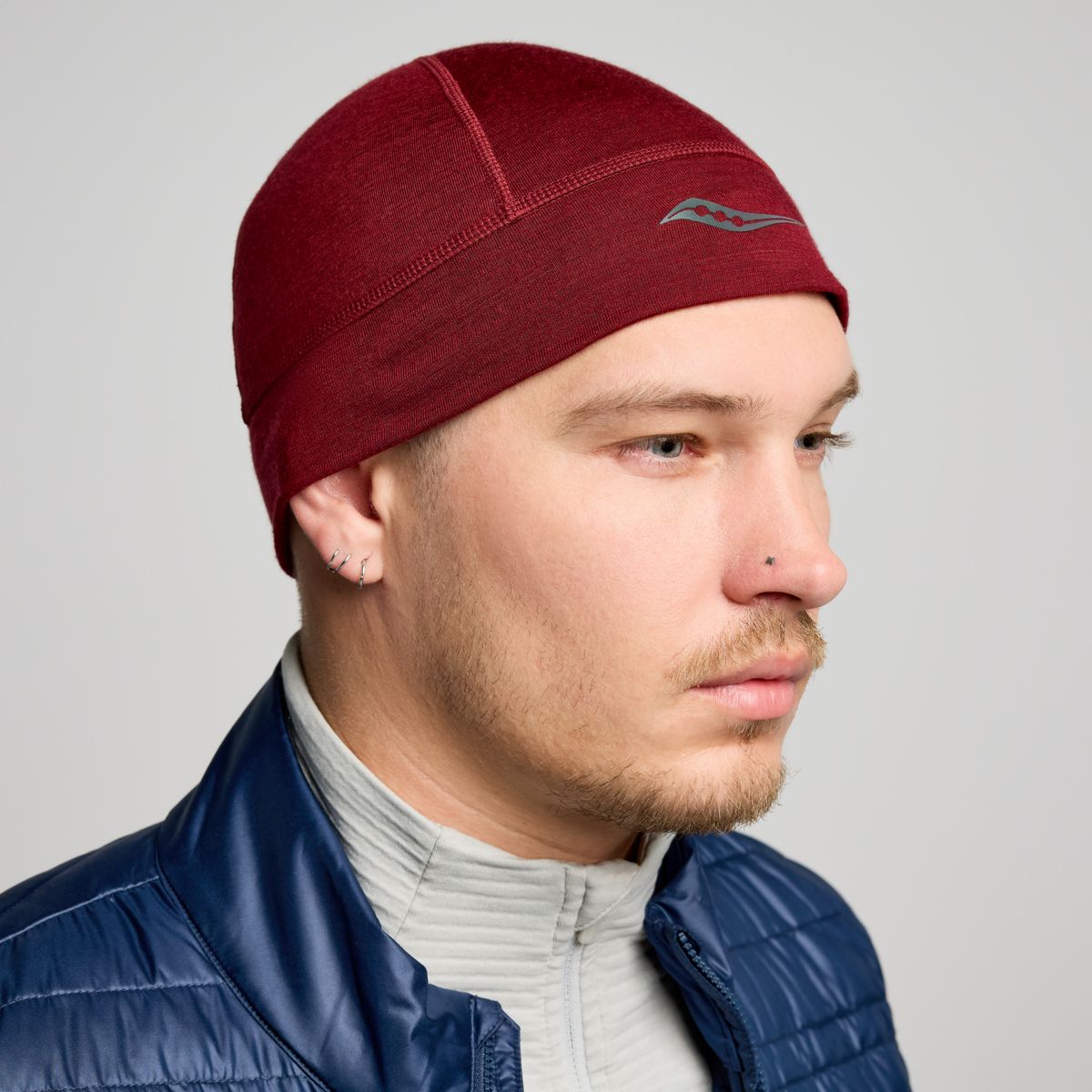 Peregrine Merino Beanie, Currant, dynamic